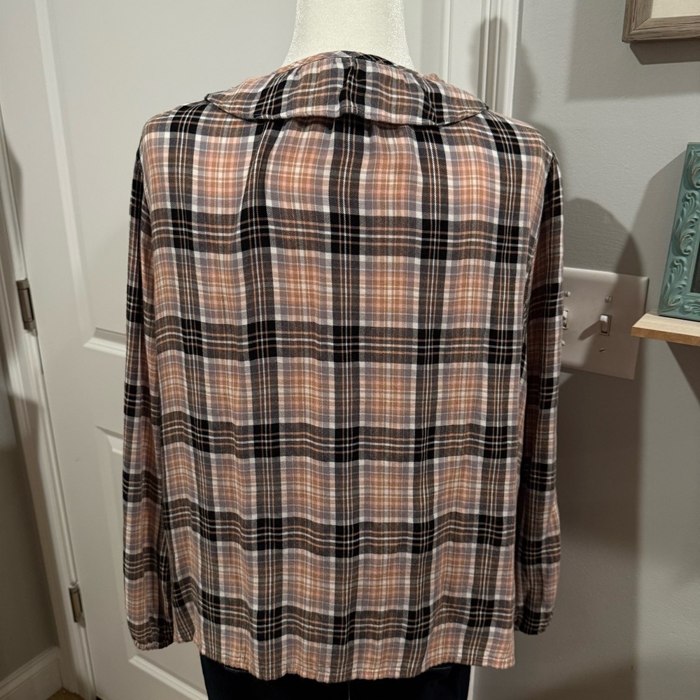 Boho Style J. Crew plaid flannel shirt - Picture 7 of 10